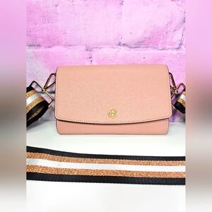 NWOT Tory Burch Wallet (with Kedzie Crossbody Strap)